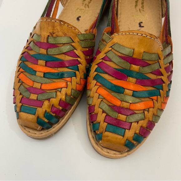 Artisanal cute flats from Mexico - Picture 7 of 10